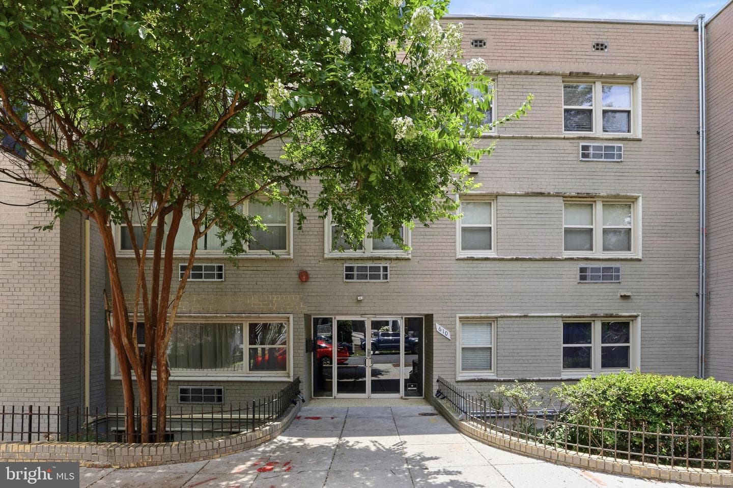 610 Longfellow Street NW #305 photo 17