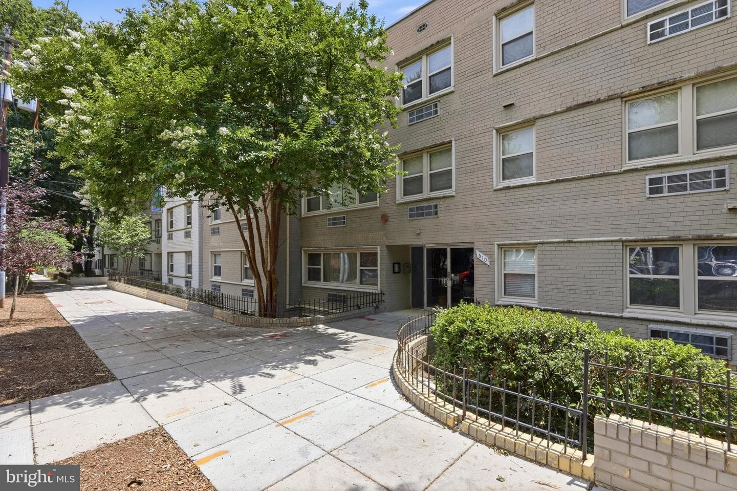 610 Longfellow Street NW #305 photo 18