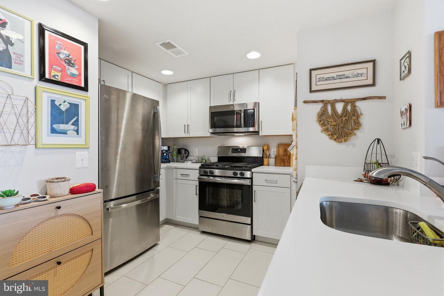 50 Florida Avenue NE #819 photo 4