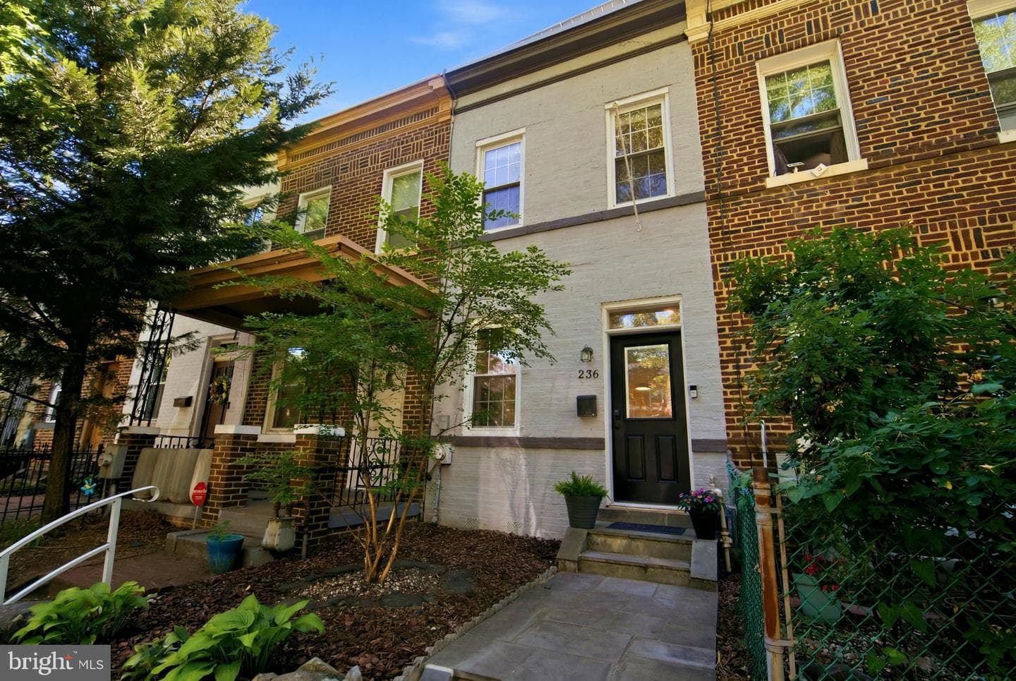 236 Warren Street NE, Washington
