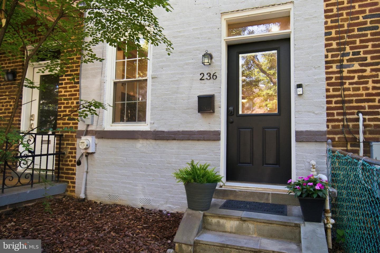 236 Warren Street NE, Washington