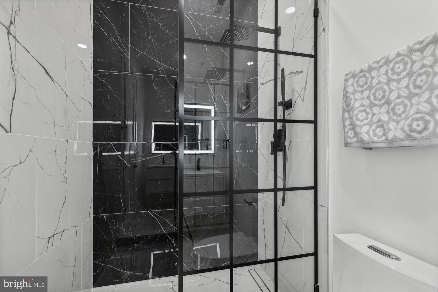705 Quincy Street NE #2e photo 8