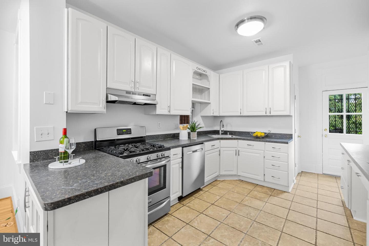 139 S Street NW photo 10