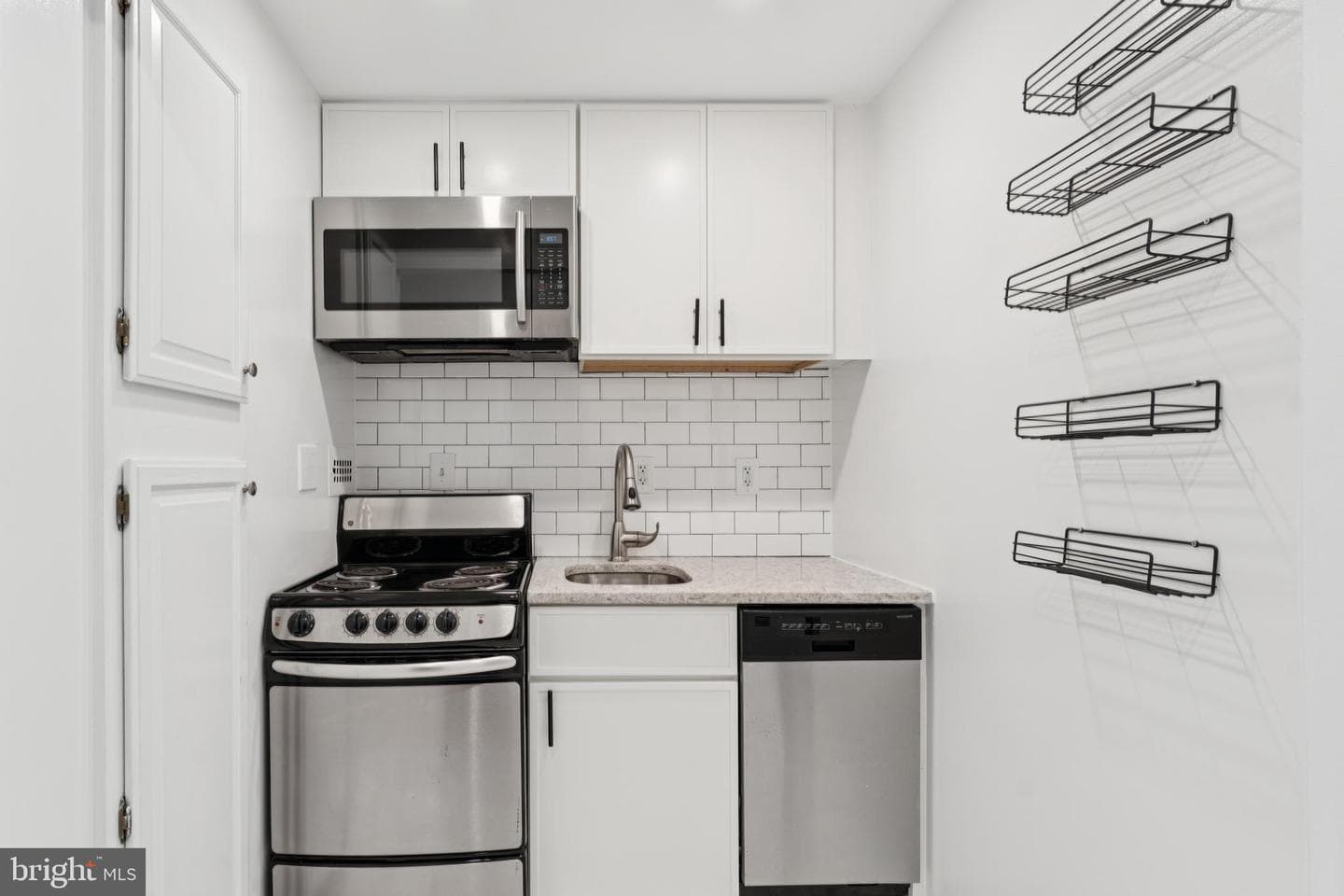 1718 Corcoran Street NW #23 photo 7