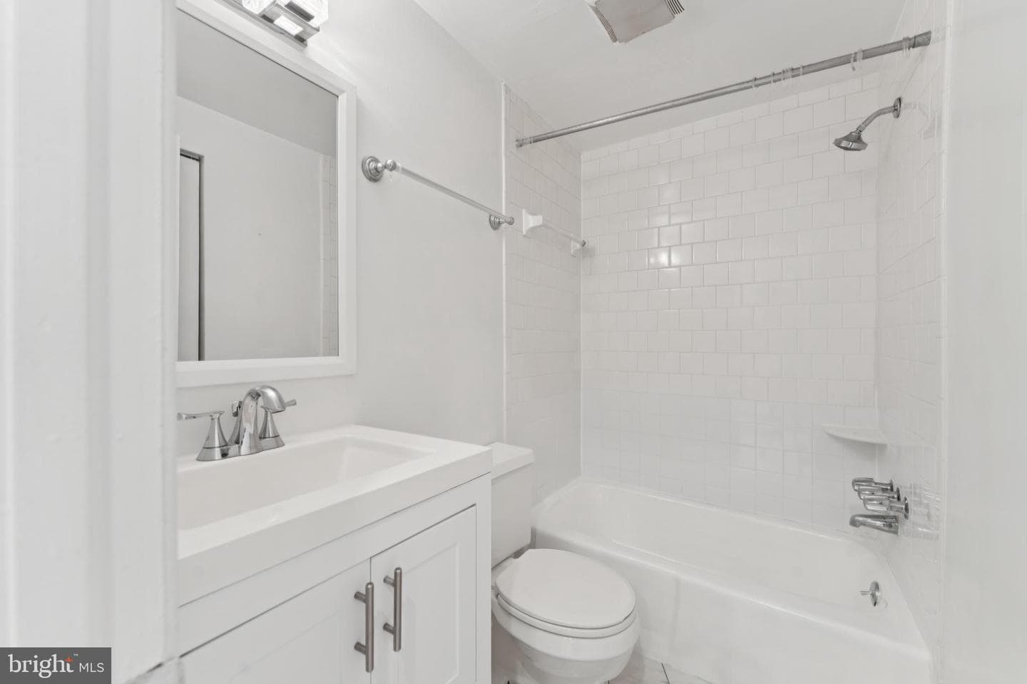 1718 Corcoran Street NW #23 photo 8