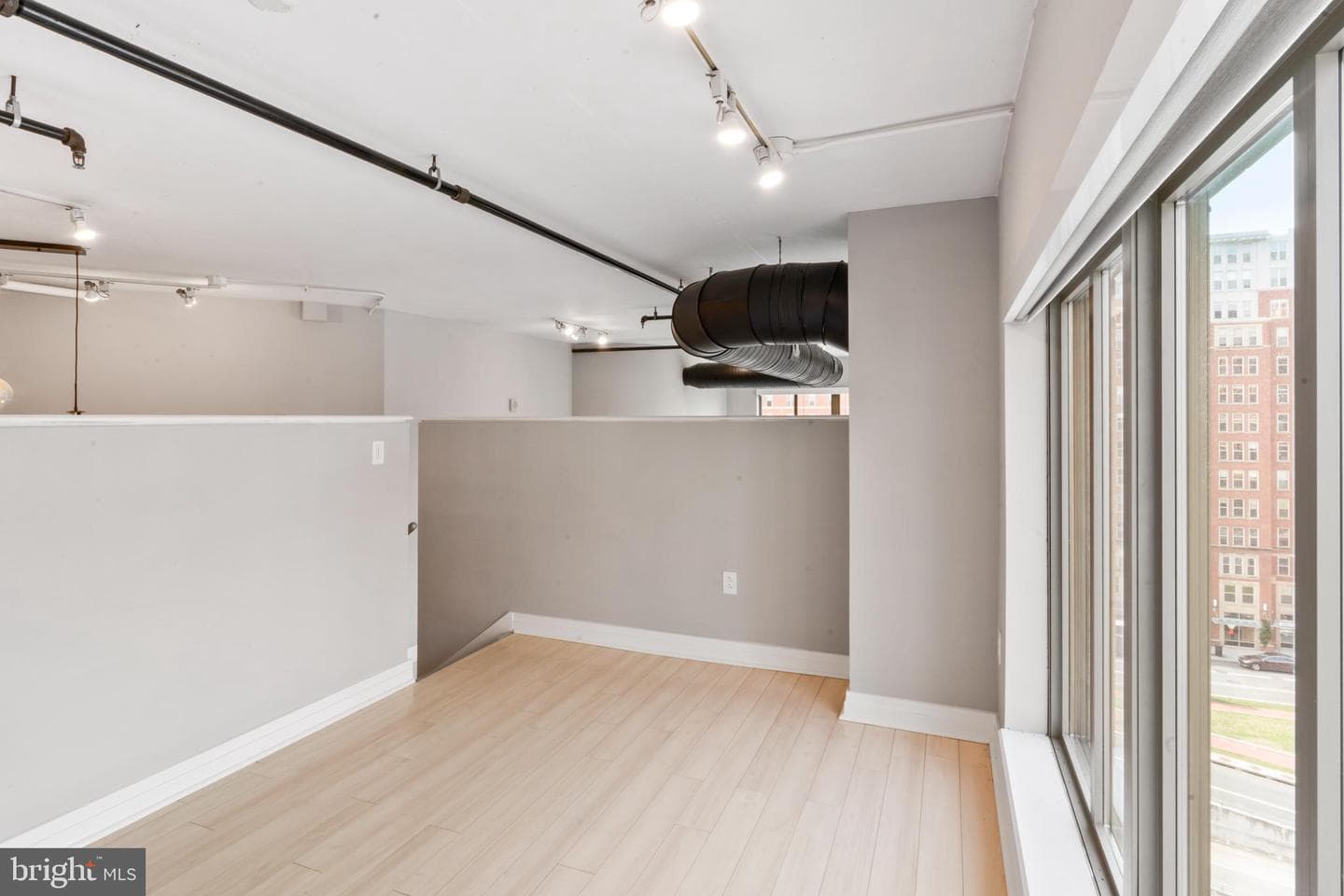 301 Massachusetts Avenue NW #701 photo 39