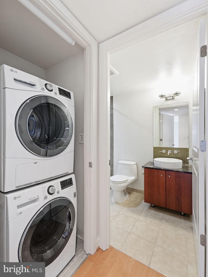 1025 1st Street SE #1315 photo 24