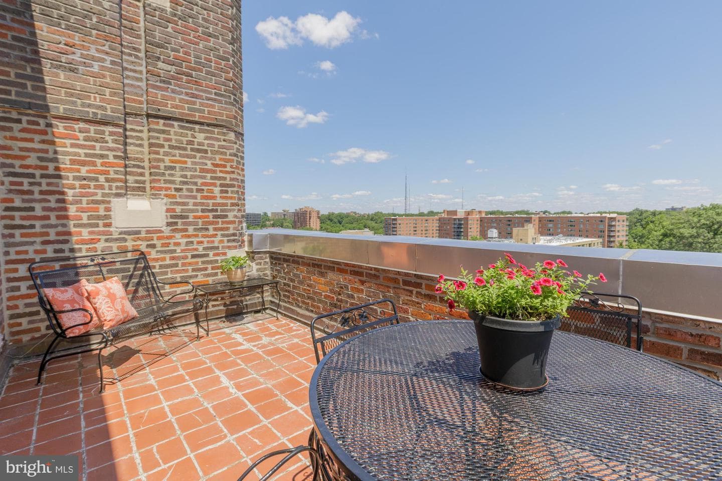 4000 Cathedral Avenue NW #804b photo 14