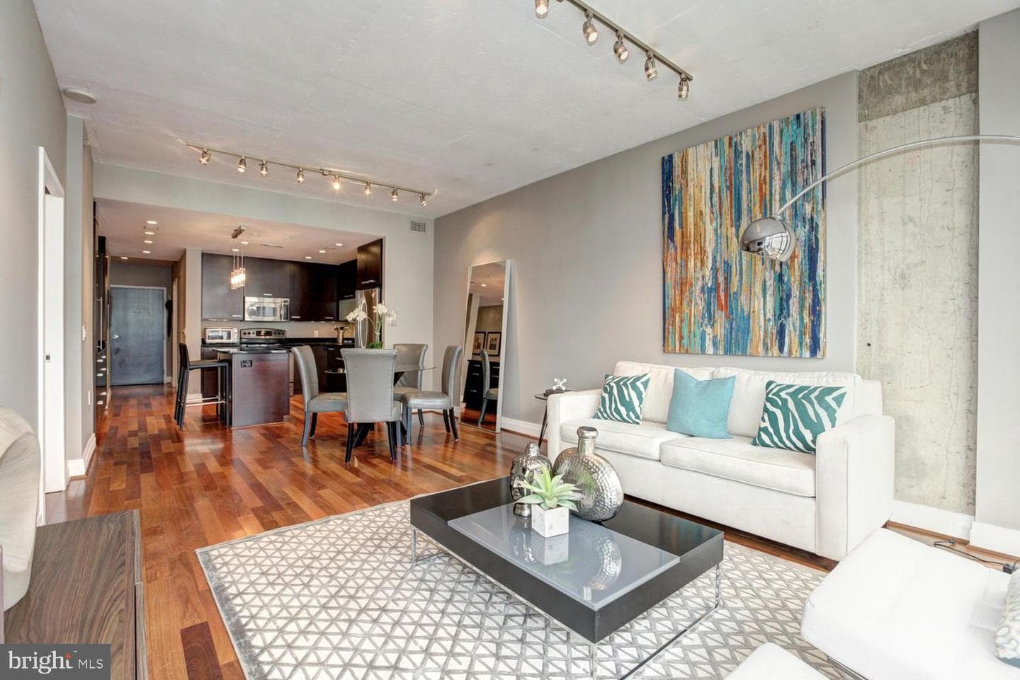 1010 Massachusetts Avenue NW #1208 photo 4