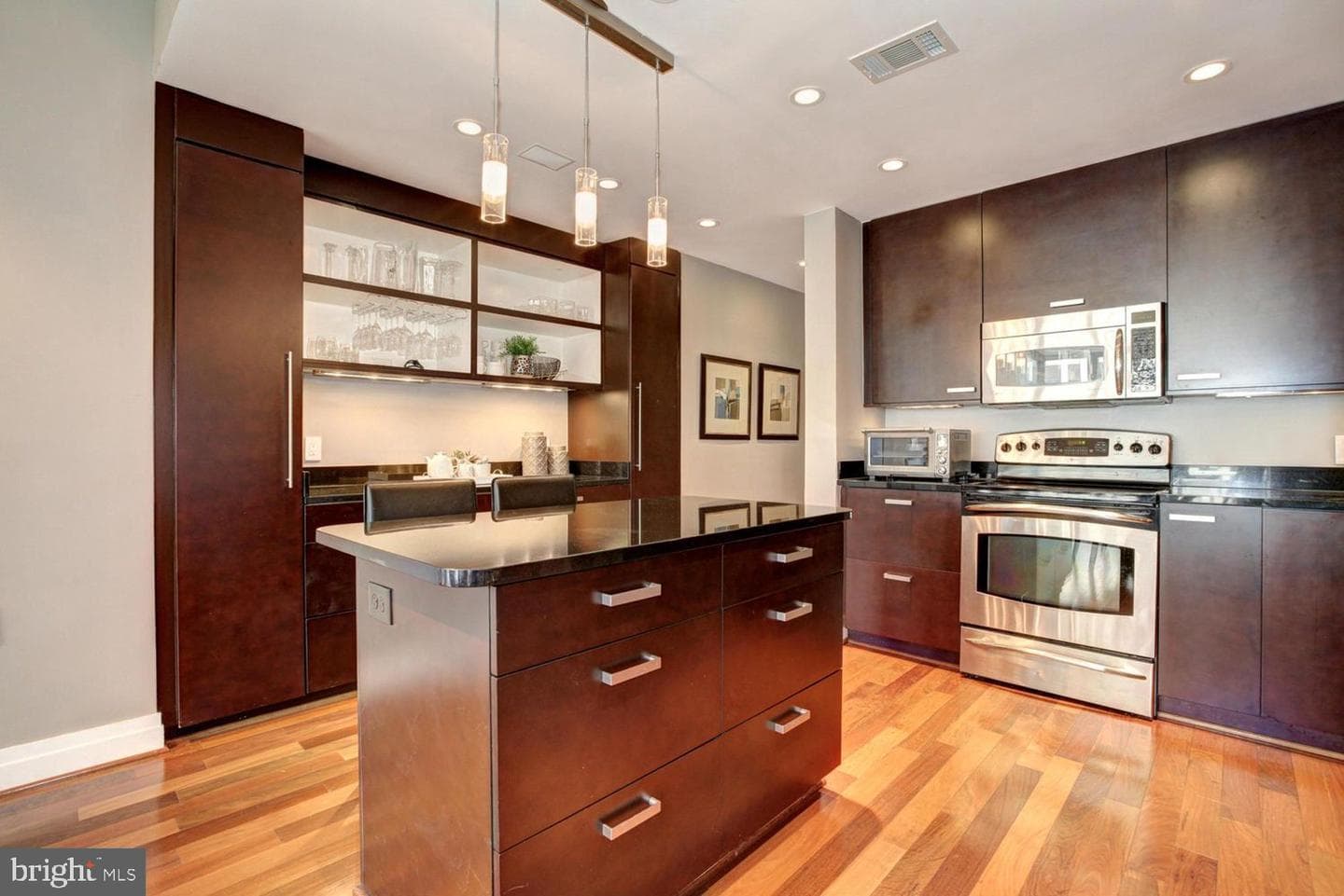 1010 Massachusetts Avenue NW #1208 photo 7