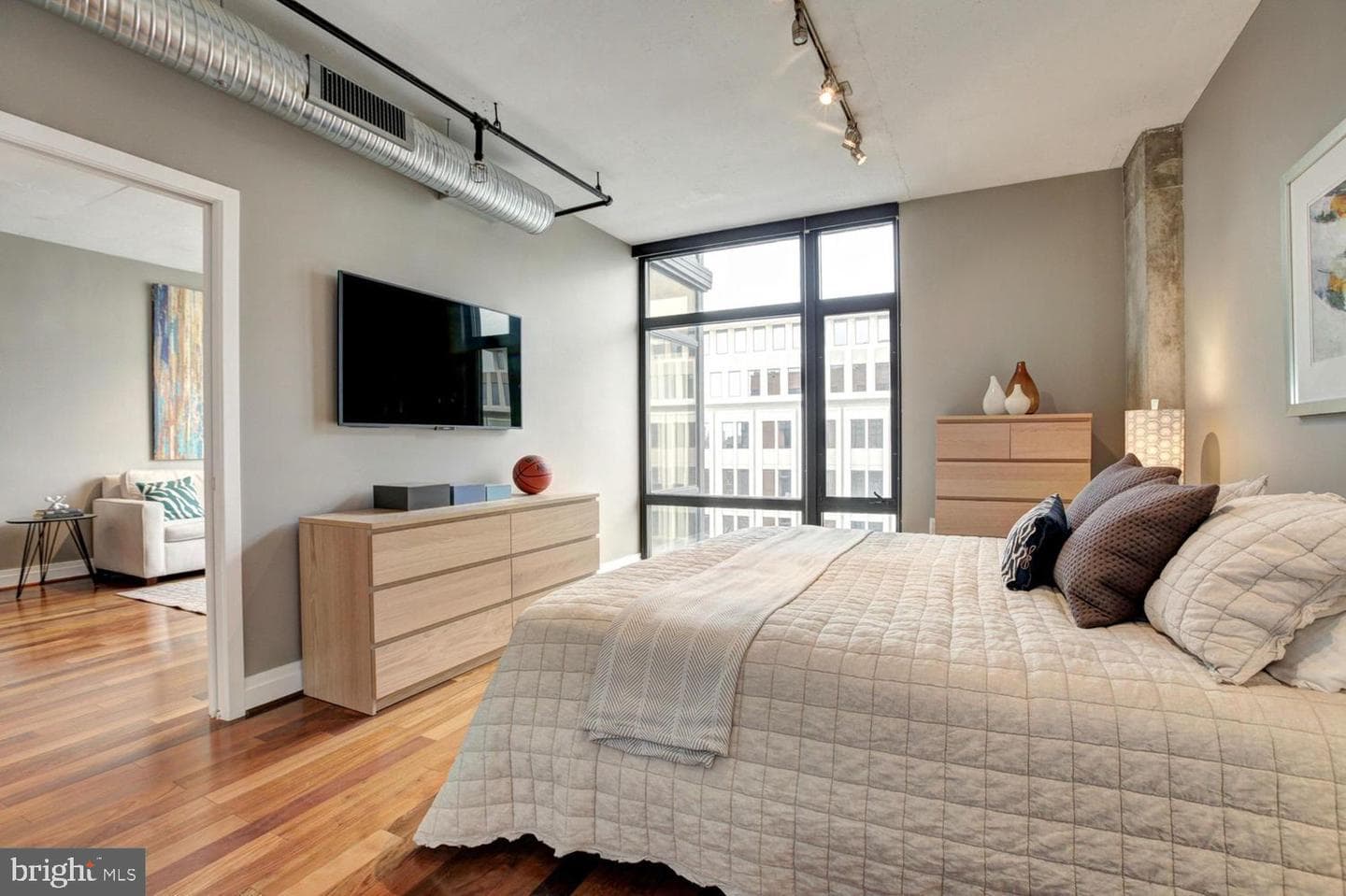 1010 Massachusetts Avenue NW #1208 photo 8