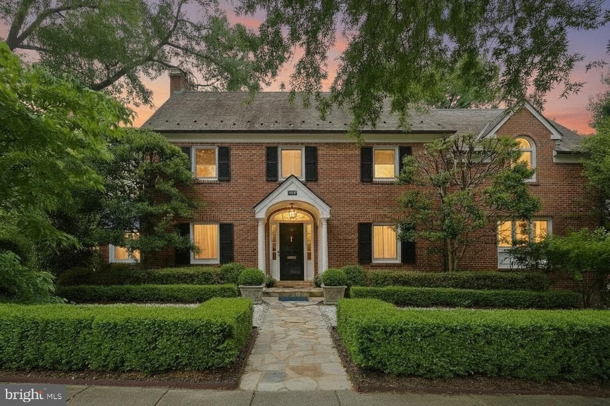 4600 Warren Street NW, Washington