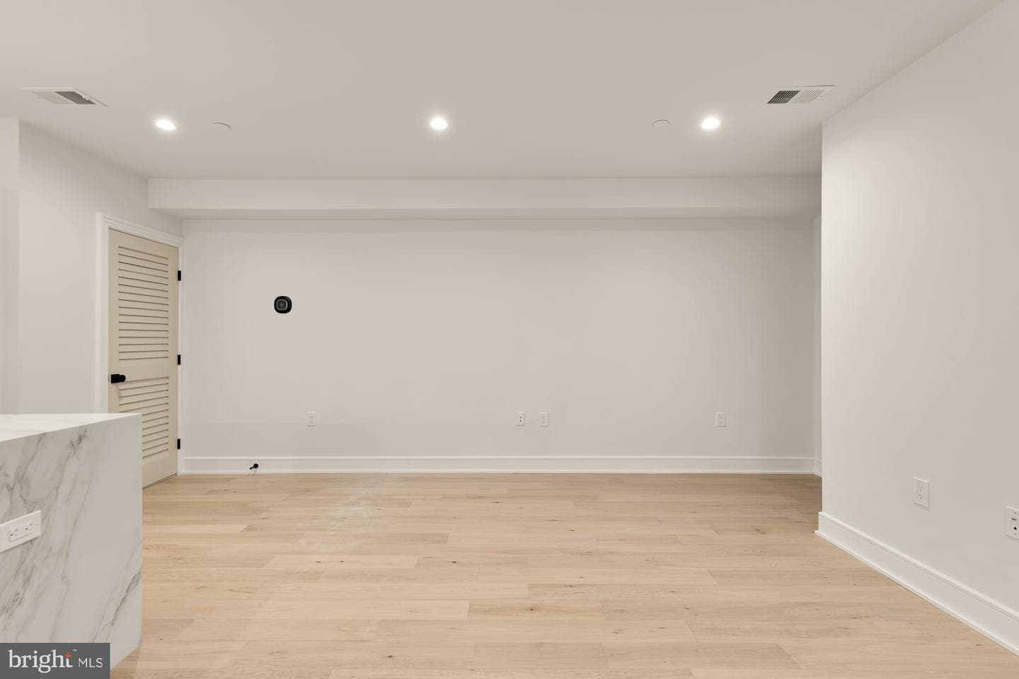 1463 Harvard Street NW #1 photo 5