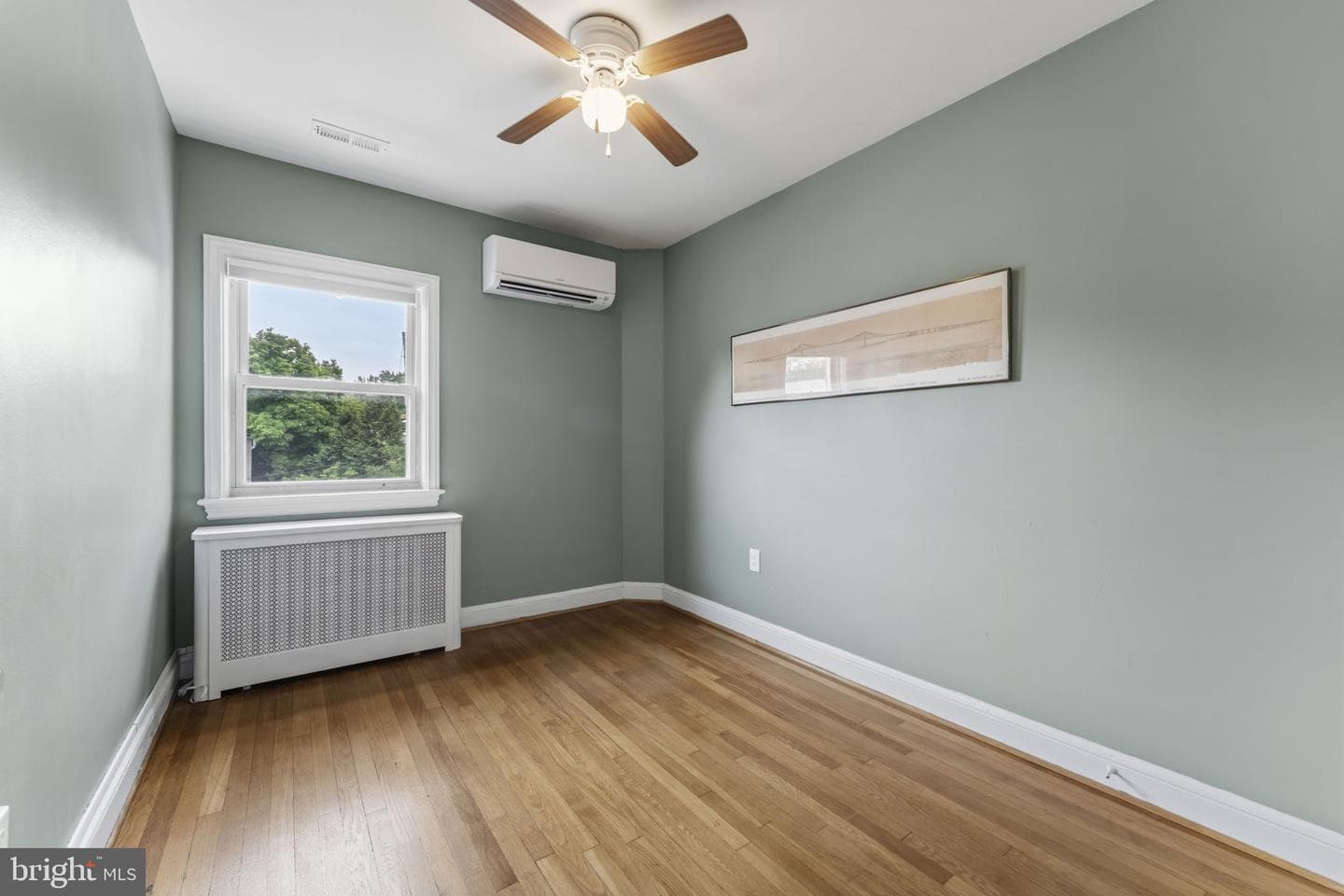 1333 Varnum Street NE photo 20