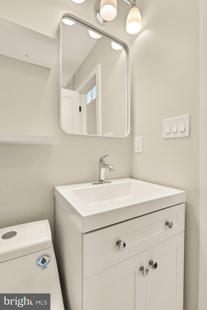 2556 University Place NW #302 photo 15