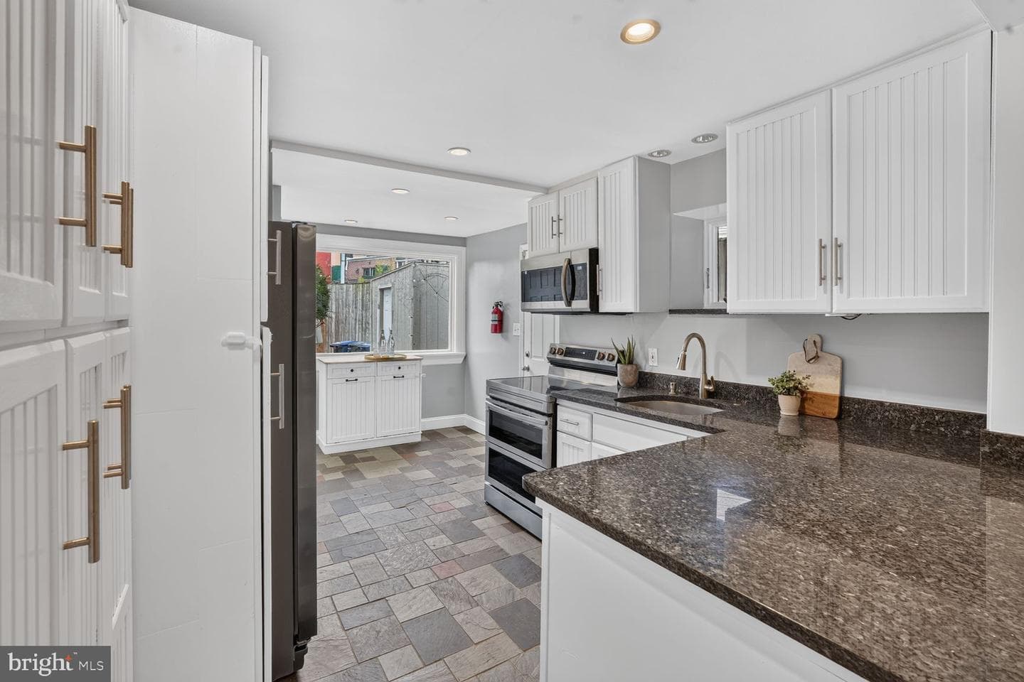 1709 6th Street NW photo 12