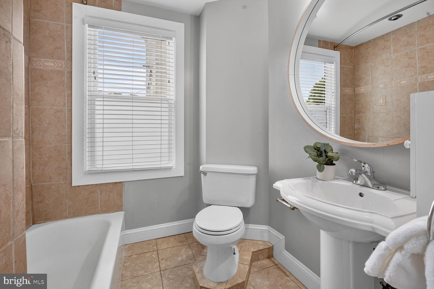 1709 6th Street NW photo 23
