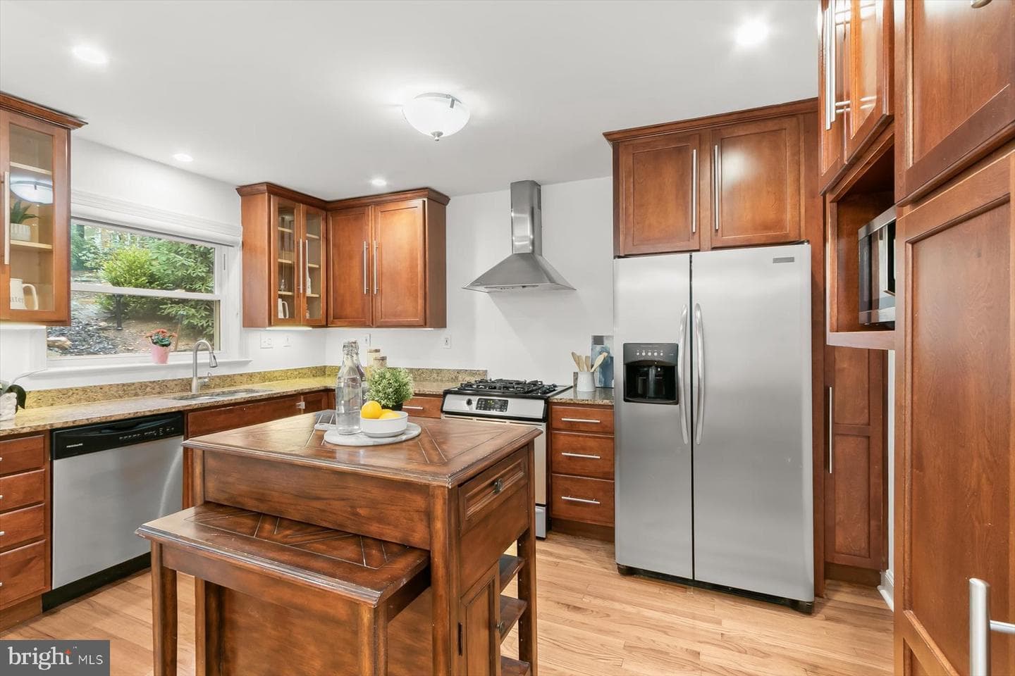 3650 Alton Place NW photo 8