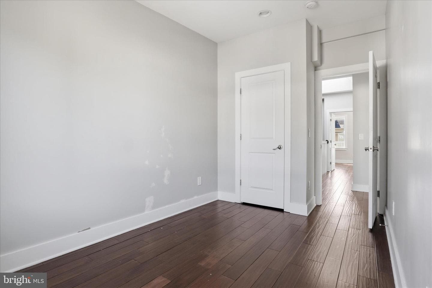 1119 Staples Street NE photo 19