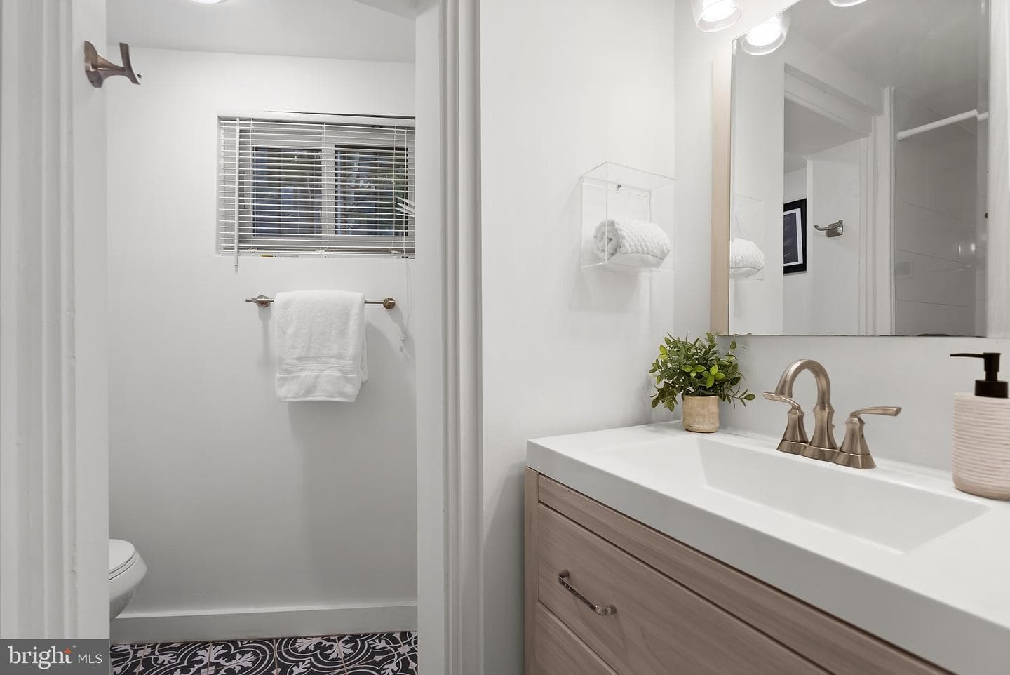 2201 Observatory Place NW photo 23
