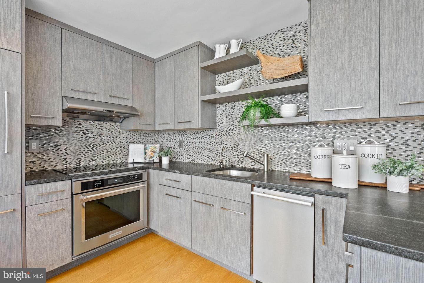 2141 P Street NW #503 photo 12