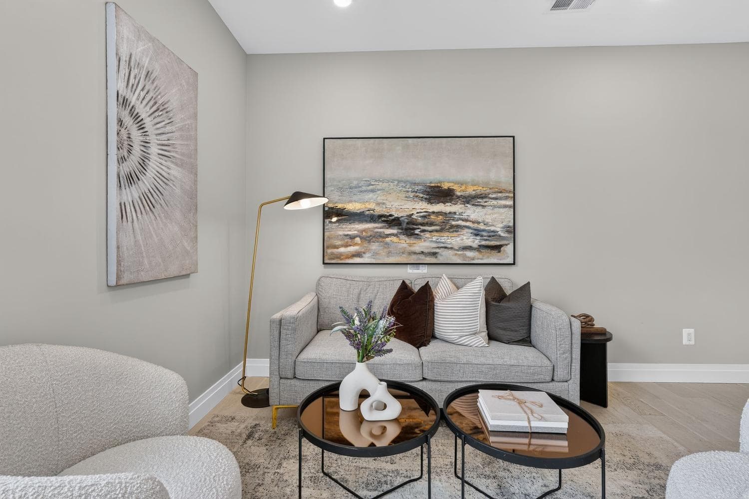 1102 Staples Street NE #301 photo 9