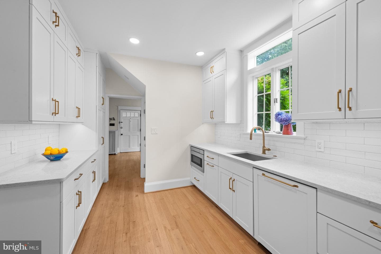 3828 Livingston Street NW photo 6