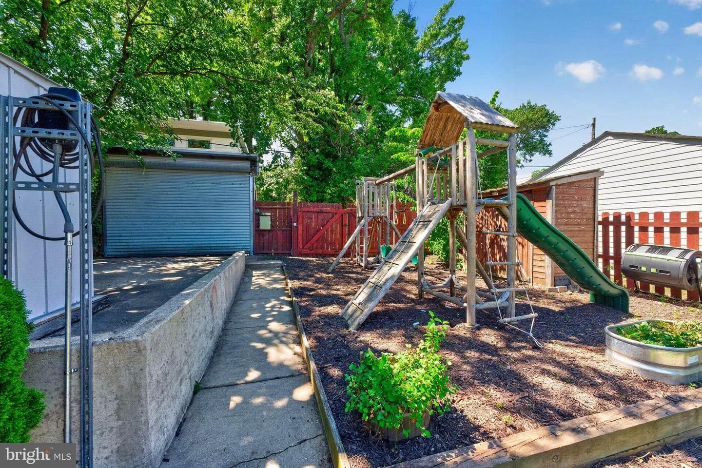 1717 Evarts Street NE photo 24