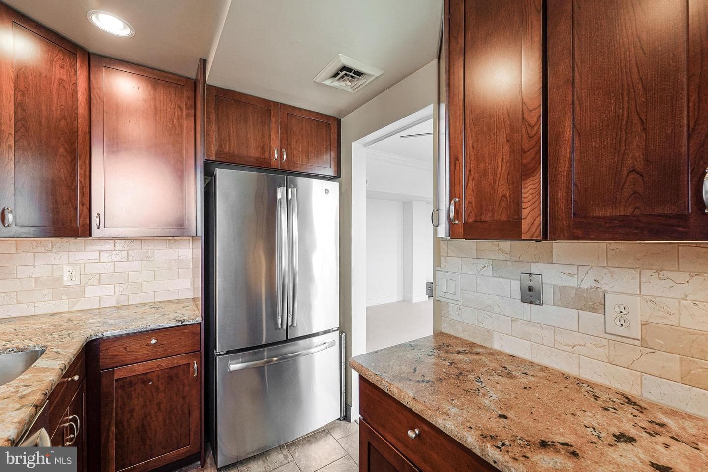 2127 California Street NW #704 photo 12