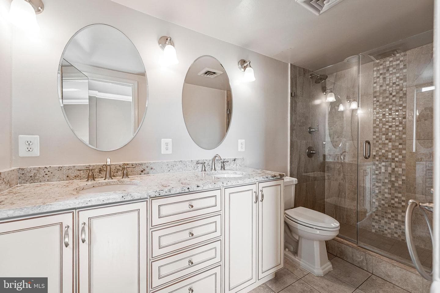 2127 California Street NW #704 photo 15