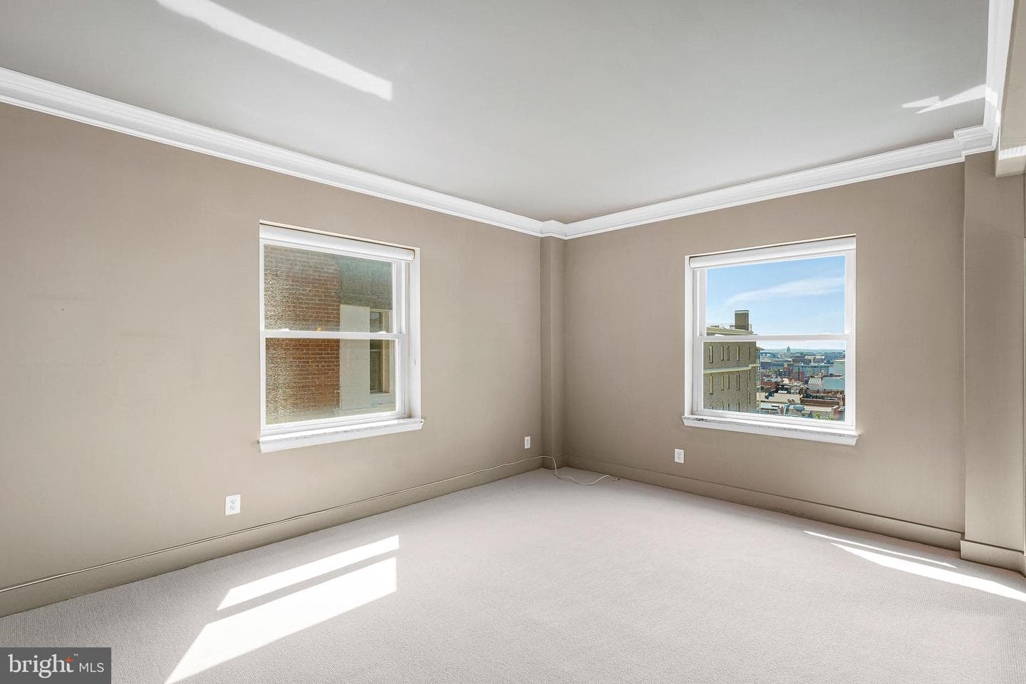 2127 California Street NW #704 photo 17