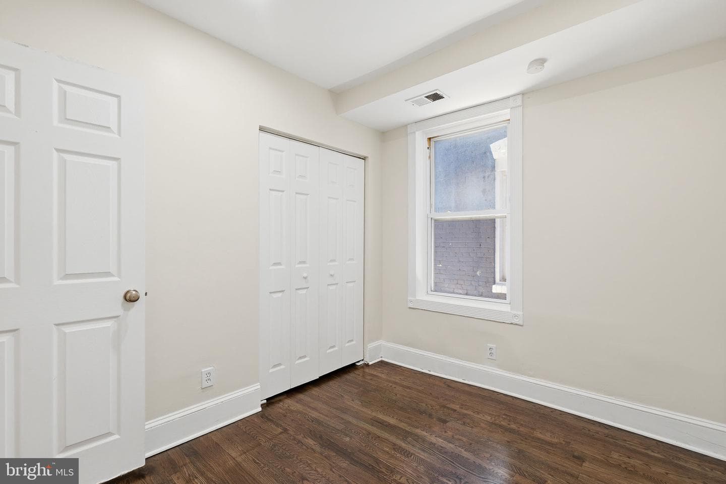 1038 6th Street NE #101 photo 15