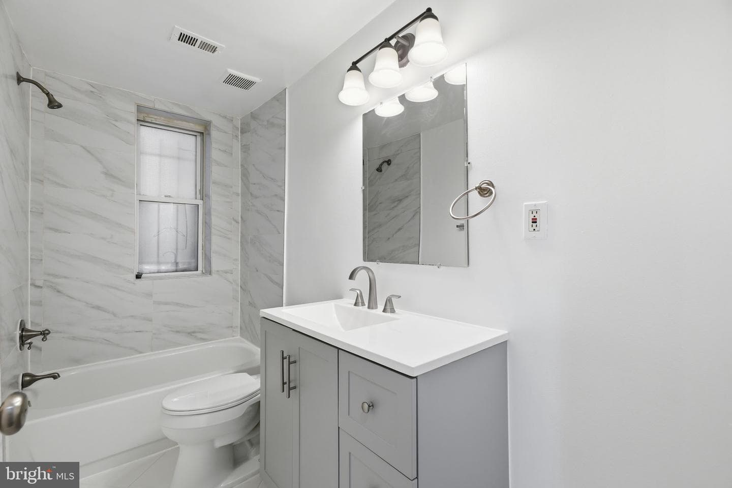 1038 6th Street NE #101 photo 16