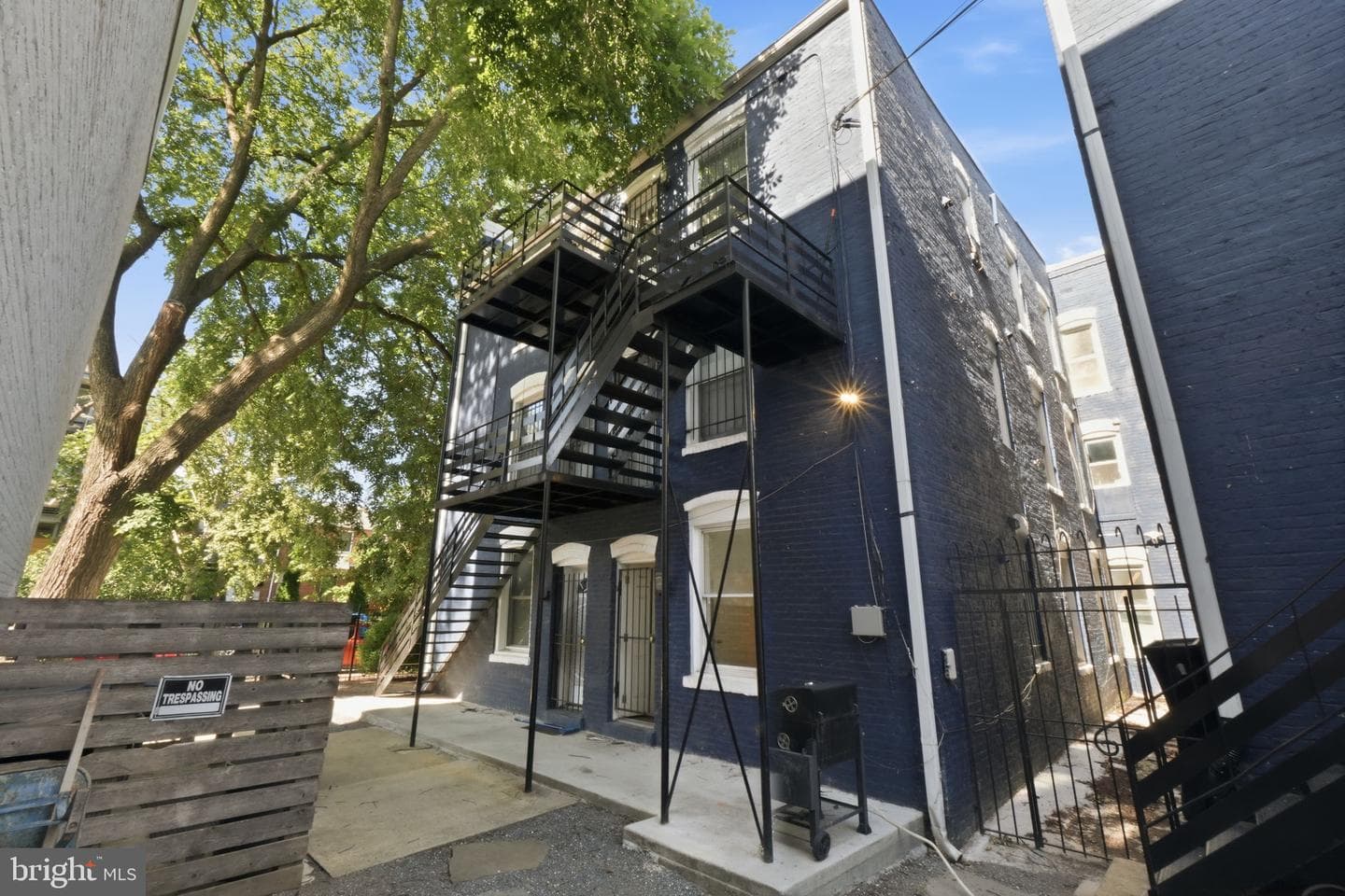 1038 6th Street NE #101 photo 23