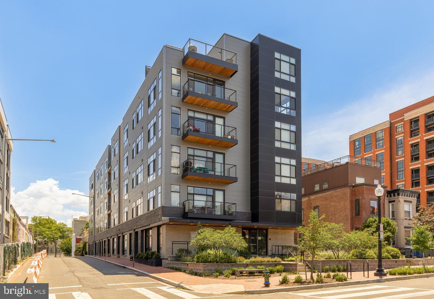911 2nd Street NE #507, Washington