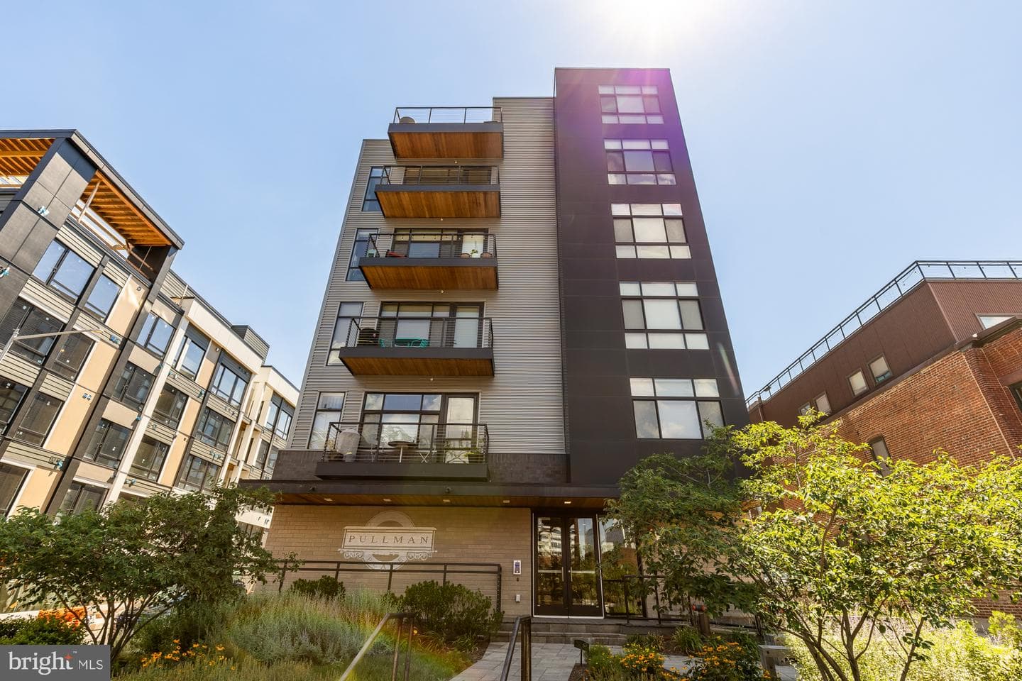 911 2nd Street NE #507, Washington