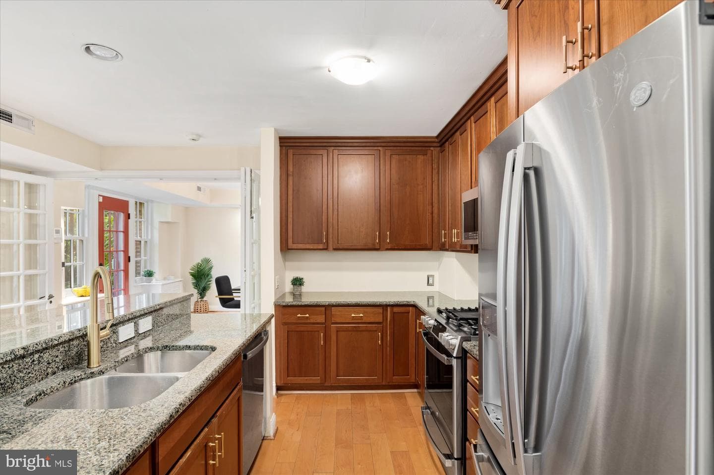 1661 Crescent Place NW #102g photo 14
