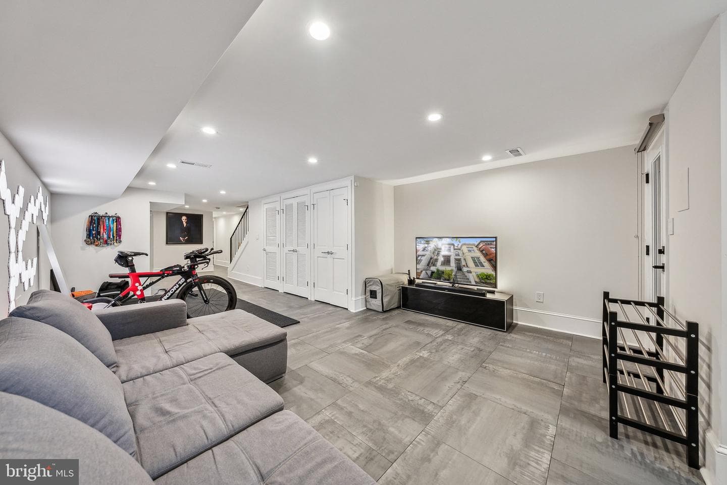914 Westminster Street NW photo 37