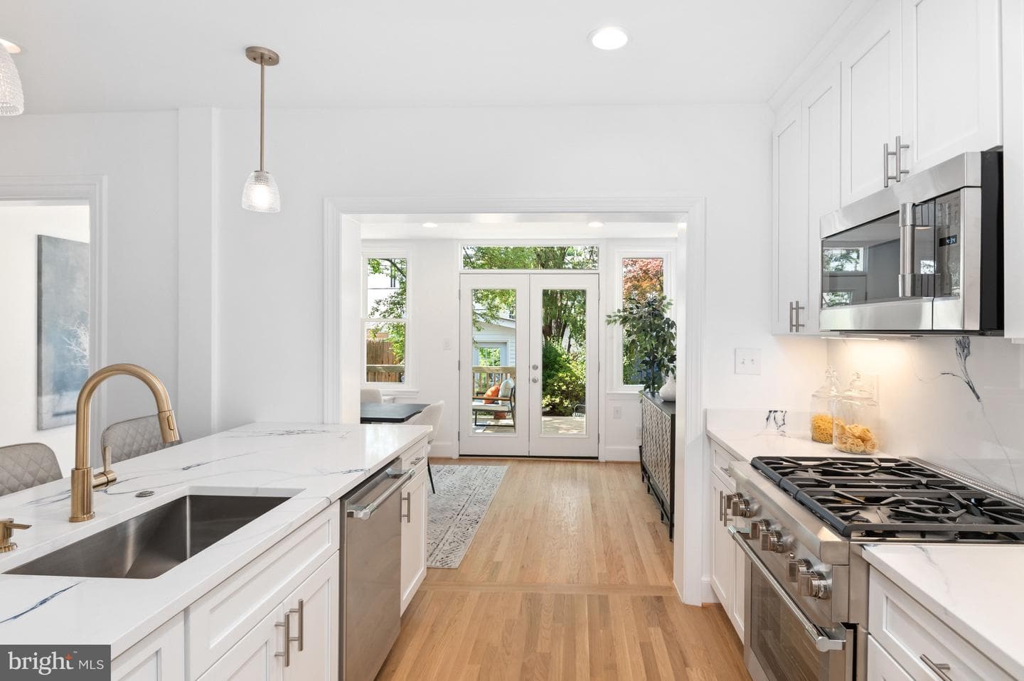 3533 R Street NW photo 9