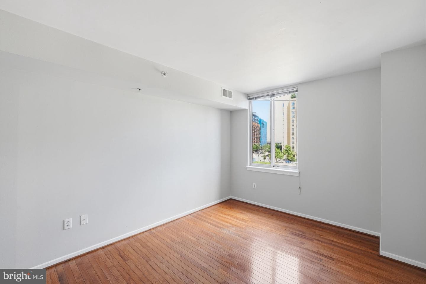 1000 New Jersey Avenue SE #513 photo 18