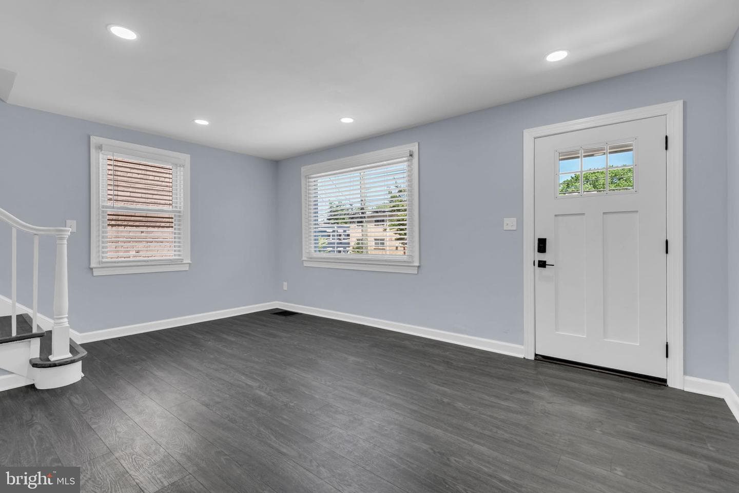 4621 Hillside Road SE photo 4