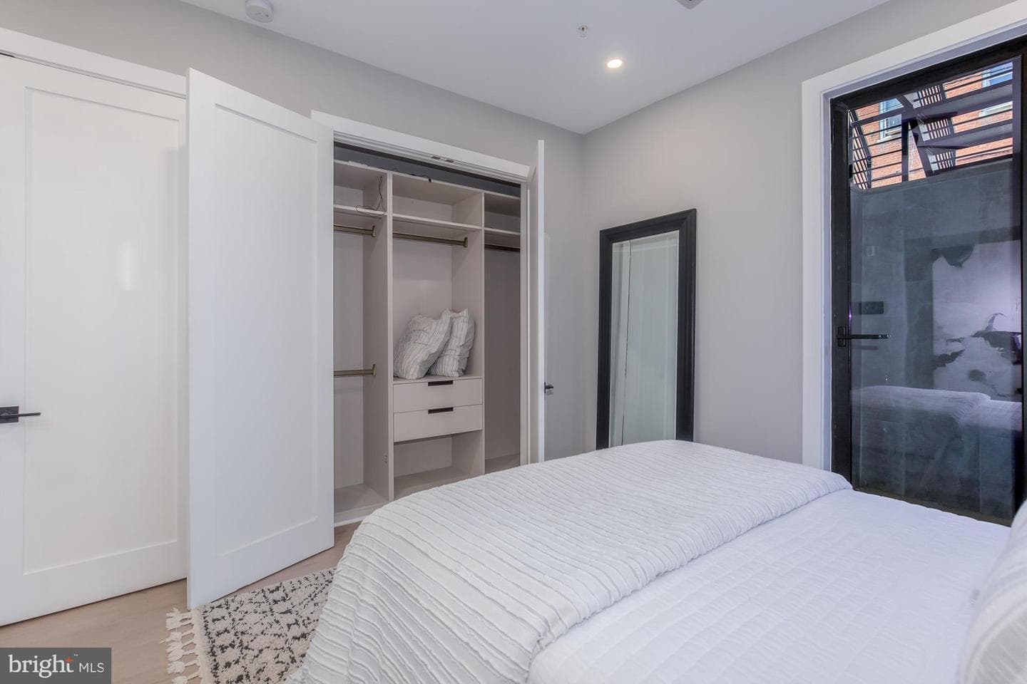 1332 G Street SE #1 photo 27