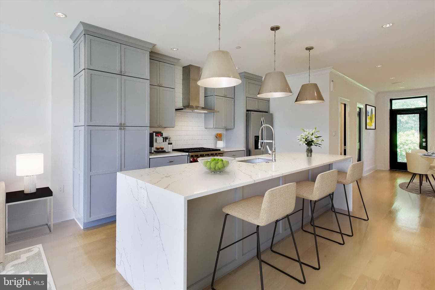 715 K Street NE #1 photo 9