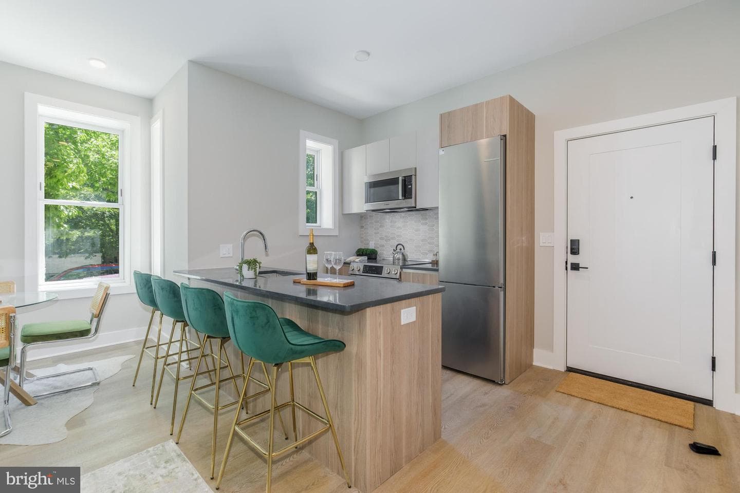 933 N Street NW #101 photo 4