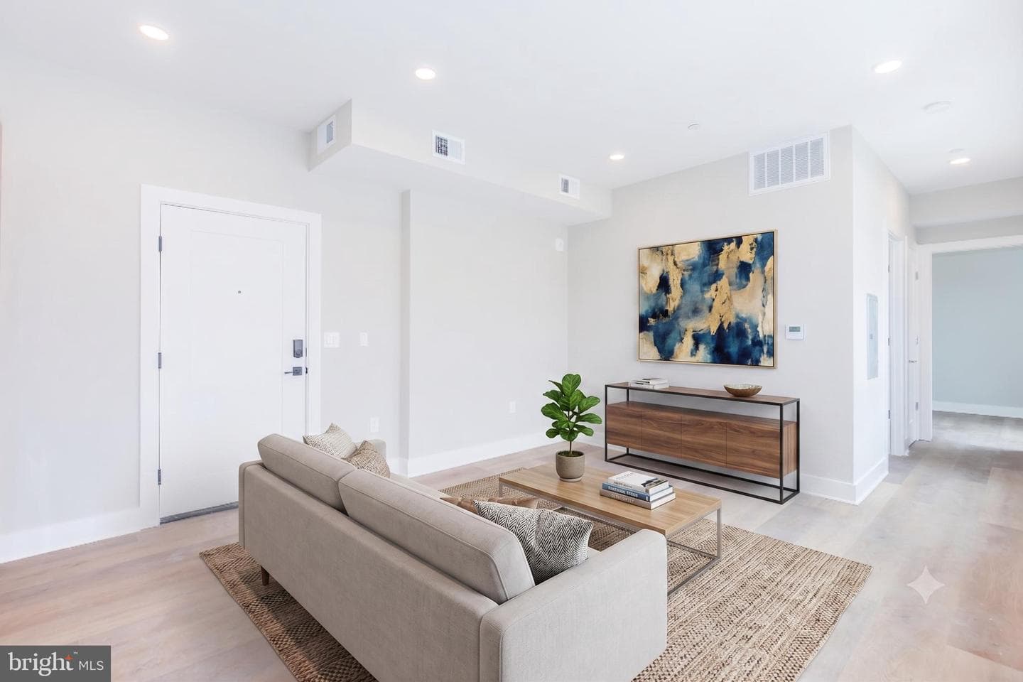 933 N Street NW #104 photo 5