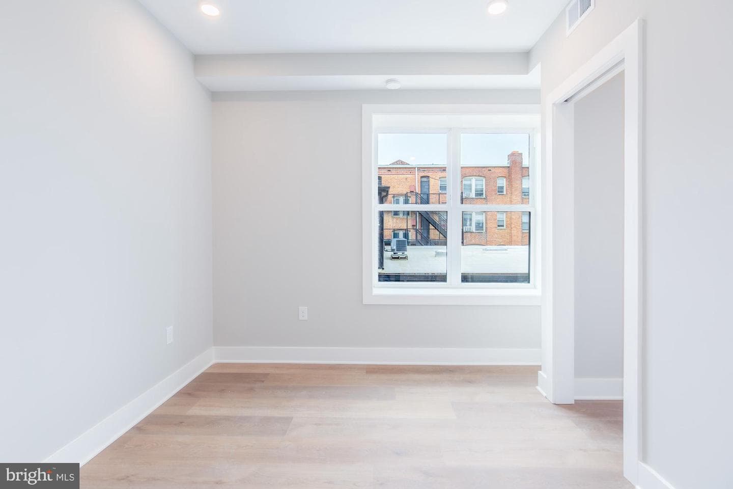 933 N Street NW #104 photo 9