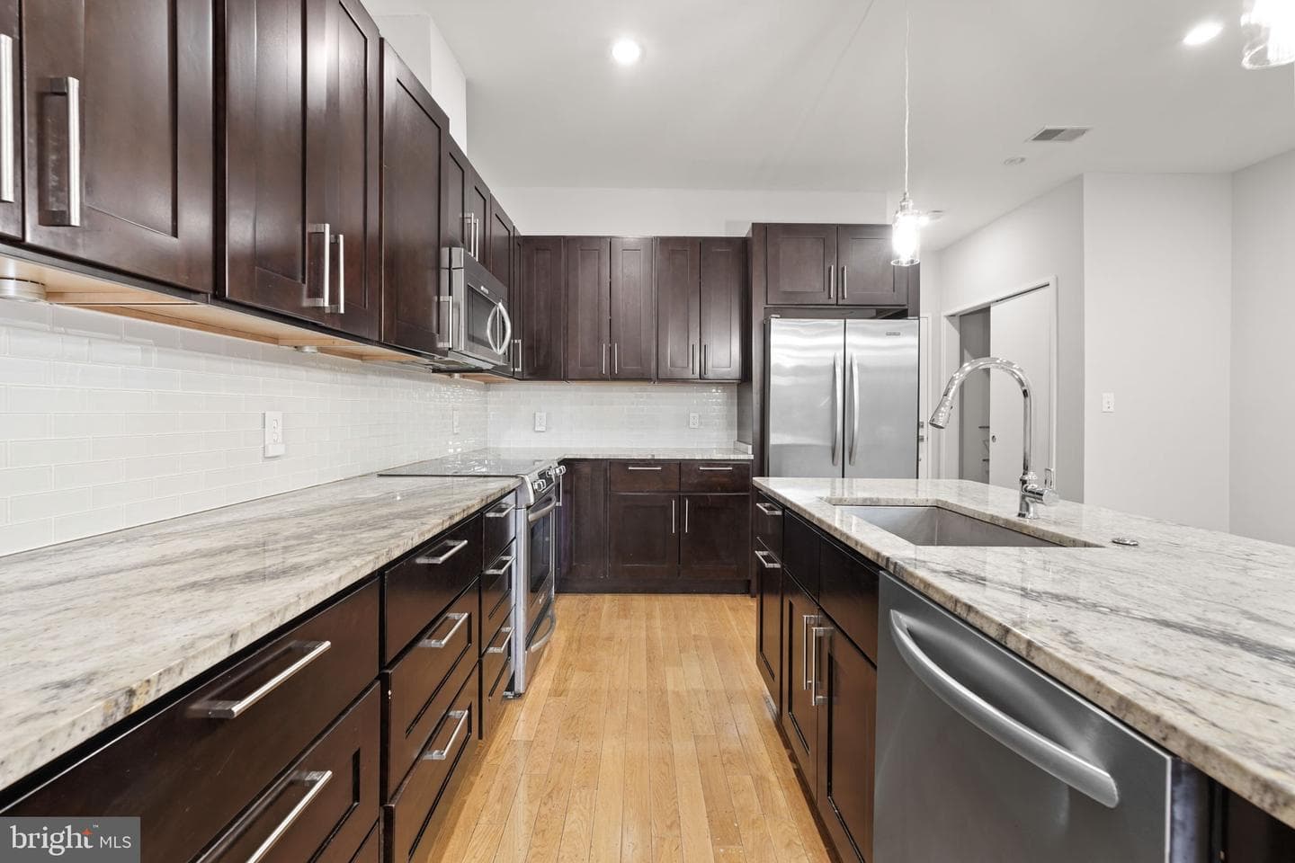 610 Newton Place NW #4 photo 12