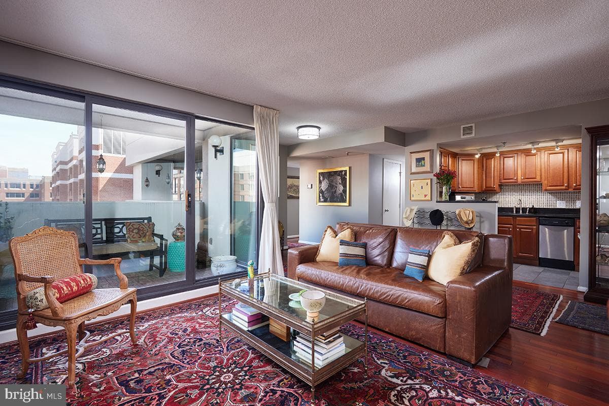 2311 M Street NW #706 photo 3