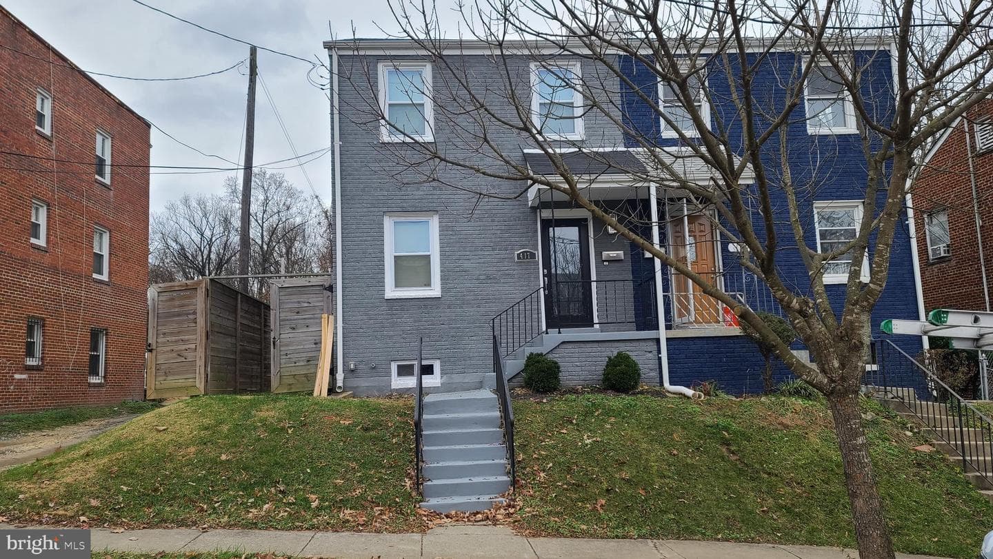 417 Burbank Street SE, Washington