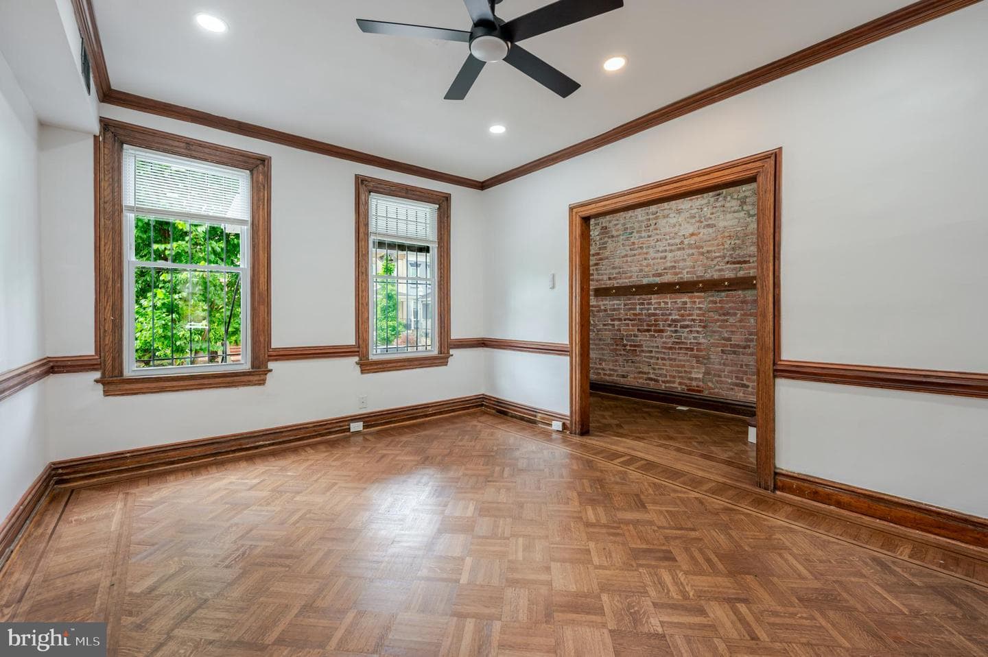1339 Oak Street NW photo 8